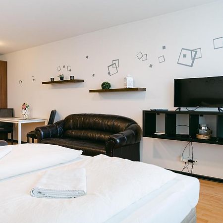 Flora Cozy Apartment บราติสลาวา ภายนอก รูปภาพ